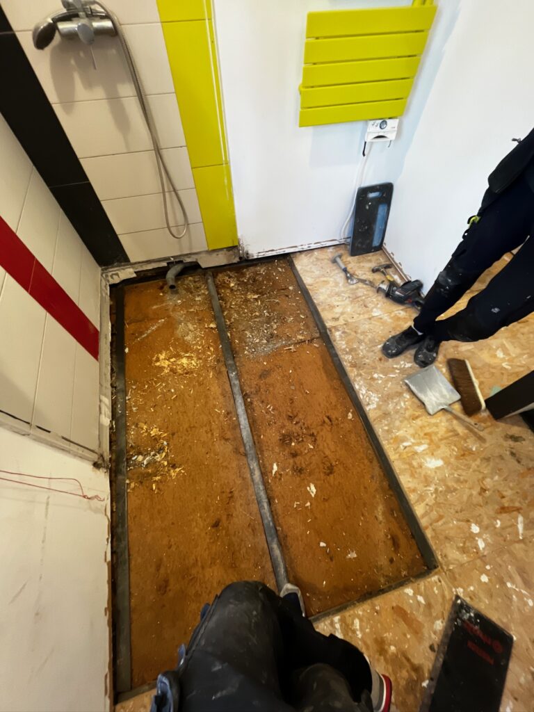 Tranchée d’évacuation des eaux usées