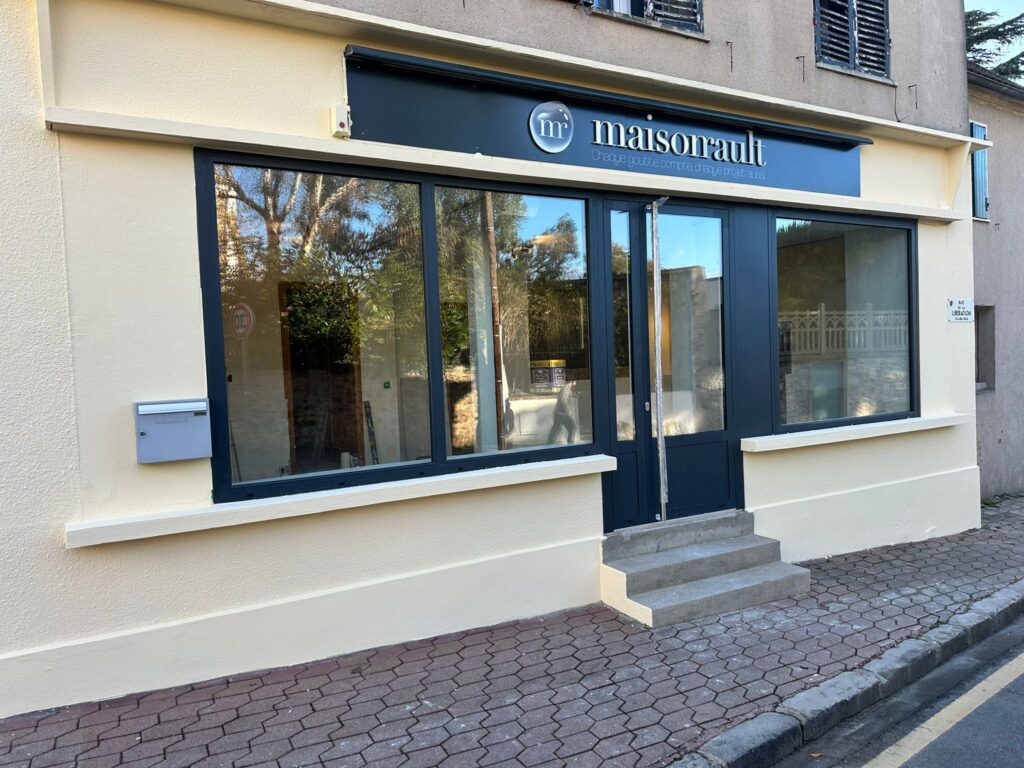 Façade du bureau Maison Rault, 41 rue de la Libération à Bruyères-le-Châtel
